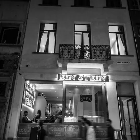 Einstein Apartamento